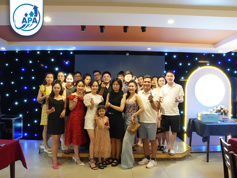Gala Dinner -  Ấm áp và ngập tràn cảm xúc