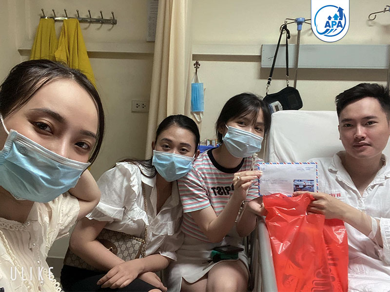 Món quả ý nghĩa mang trọn tấm lòng của tập thể nhân viên APA Medic dành cho nhau